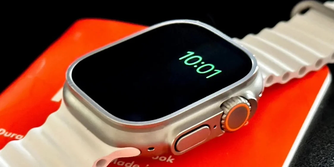 部分用户反馈升级watchOS 10.1后，Apple Watch出现耗电过快和手表发烫问题