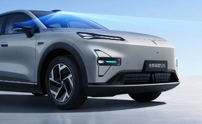 长安深蓝官宣全新S05即将登场：定位“全球时尚激光智能SUV”