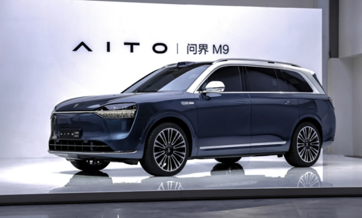 50万以上车型销量榜首 问界M9上市7个月大定突破11万辆