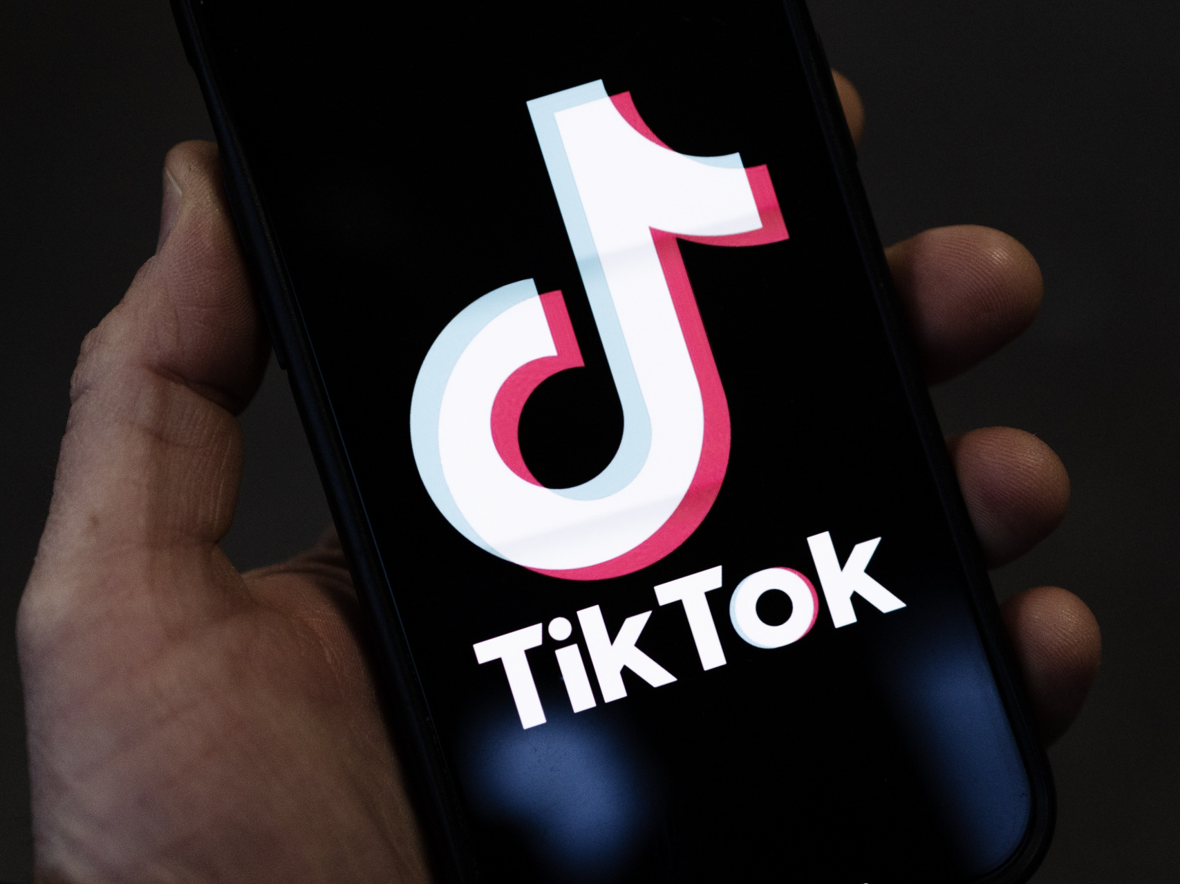 传TikTok计划本周末在美主动停服 或借用户做最后施压