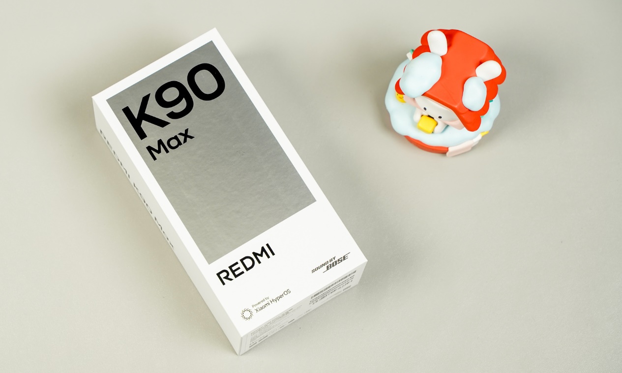 REDMI K90 Max 测评：风冷散热的“全能选手” 重新定义游戏旗舰天花板