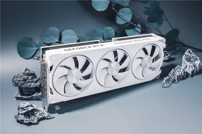 开启DLSS 4步入4K游戏新门槛，耕升GeForce RTX 5070踏雪OC灵动来袭(图29)